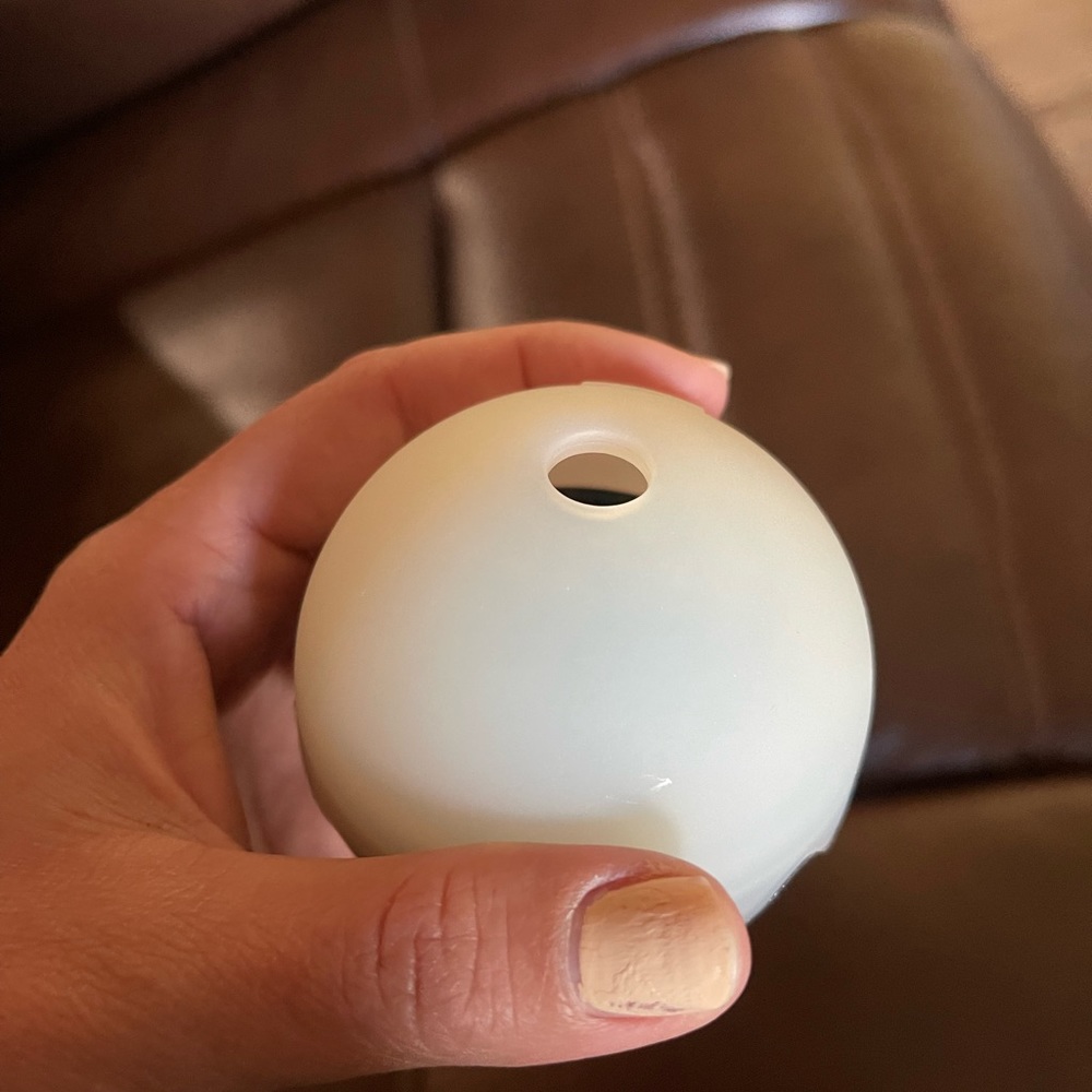 Mold for ball ice 🧊 cube - Picture 6 of 6